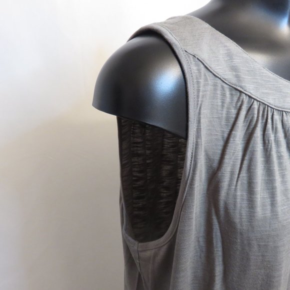 Ricki's: Saje Green Sleeveless Top - Picture 3 of 5